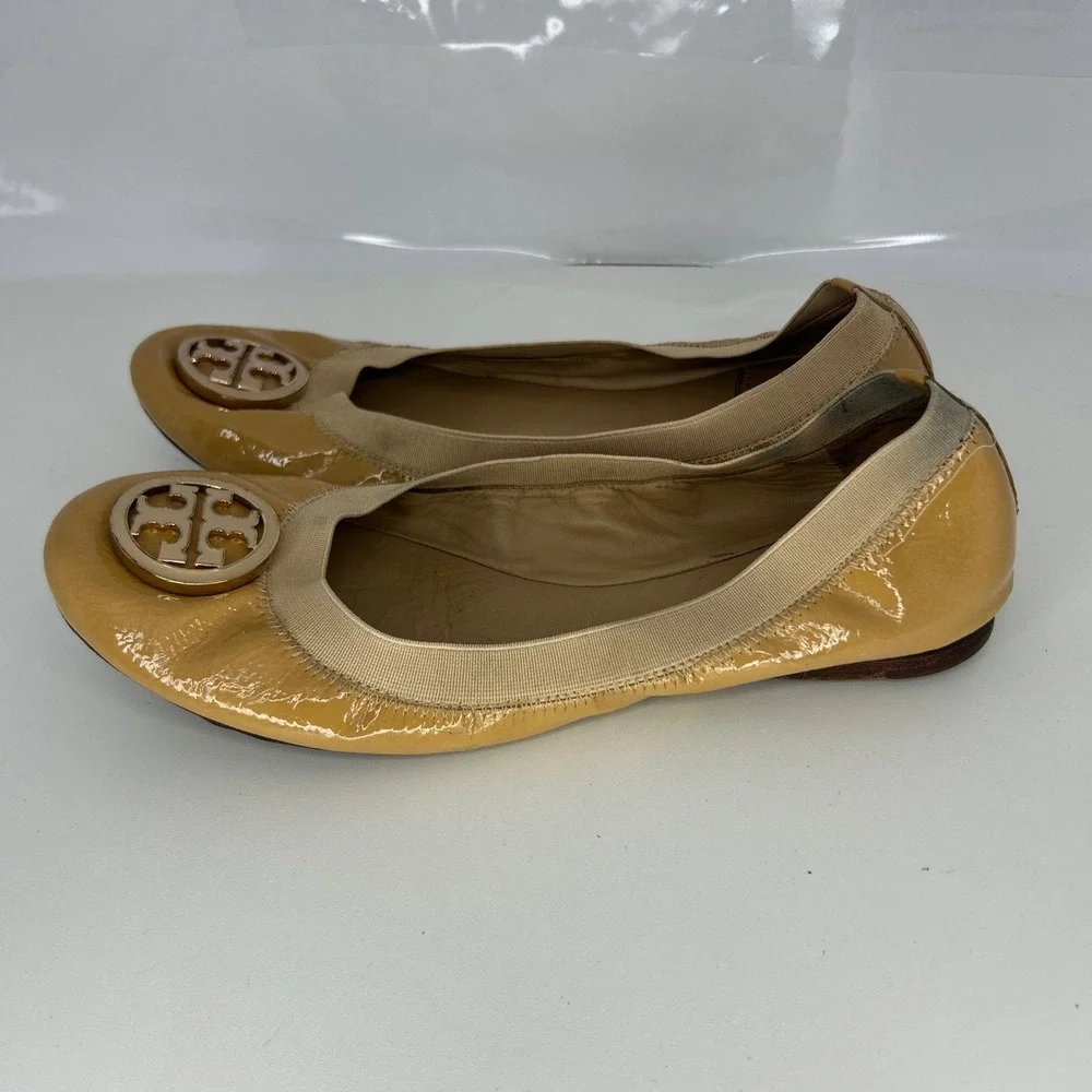 Tory Burch Quiet Luxury Reva‎ Ballet Flats 8M Tan Patent Leather Logo